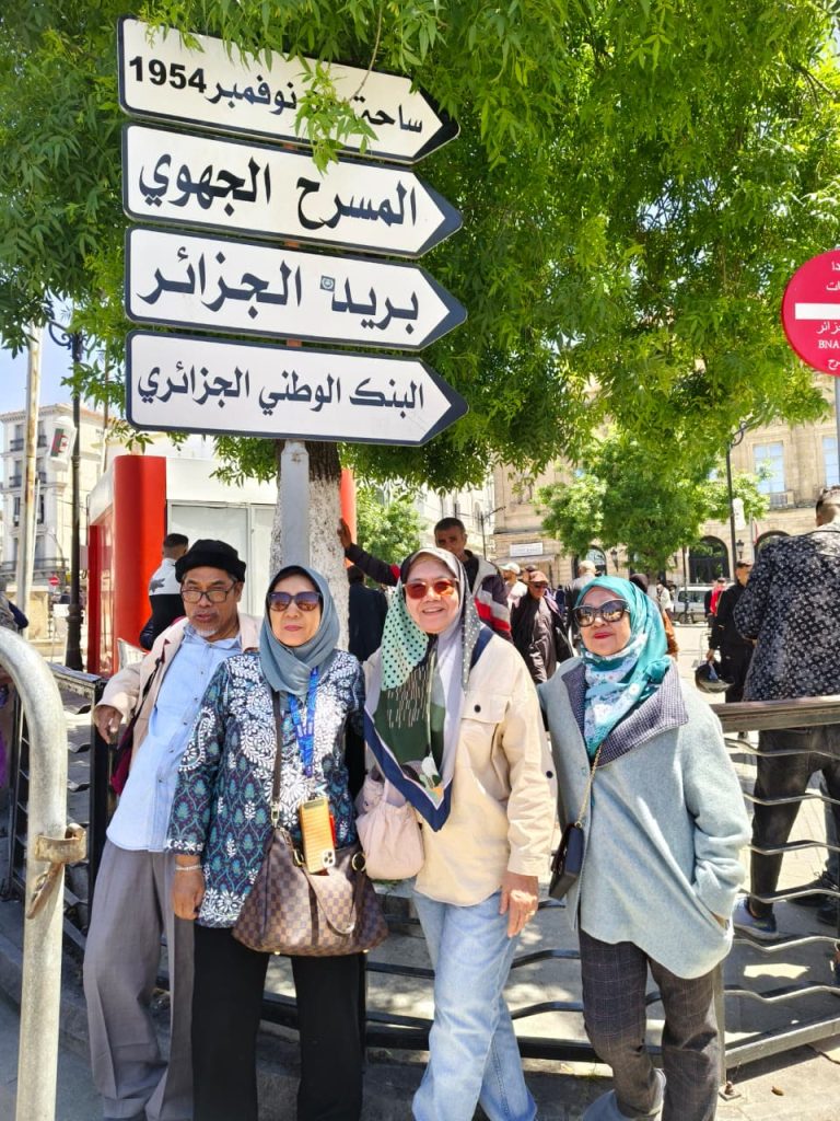 Jom Jelajah Benua customers in Algeria Tunisia