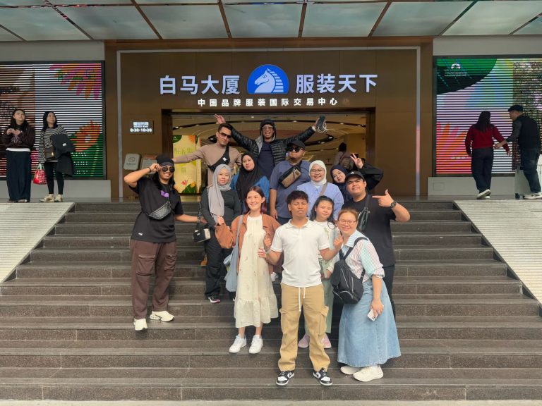 Jom Jelajah Benua customers in Guilin – Guangzhou