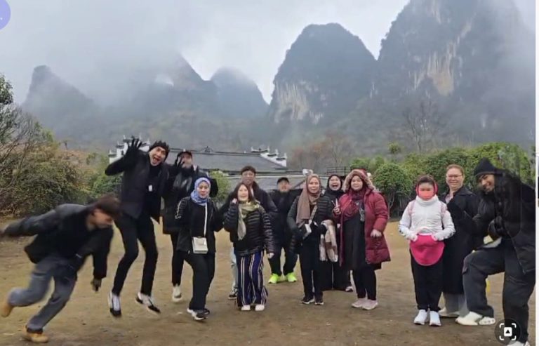 Jom Jelajah Benua customers in Guilin – Guangzhou