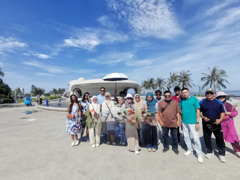 Jom Jelajah Benua customers in Hainan