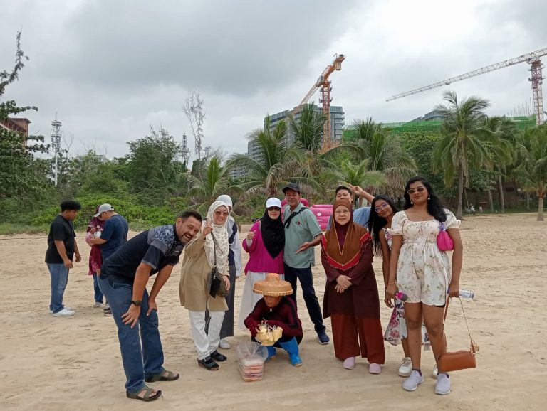 Jom Jelajah Benua customers in Hainan