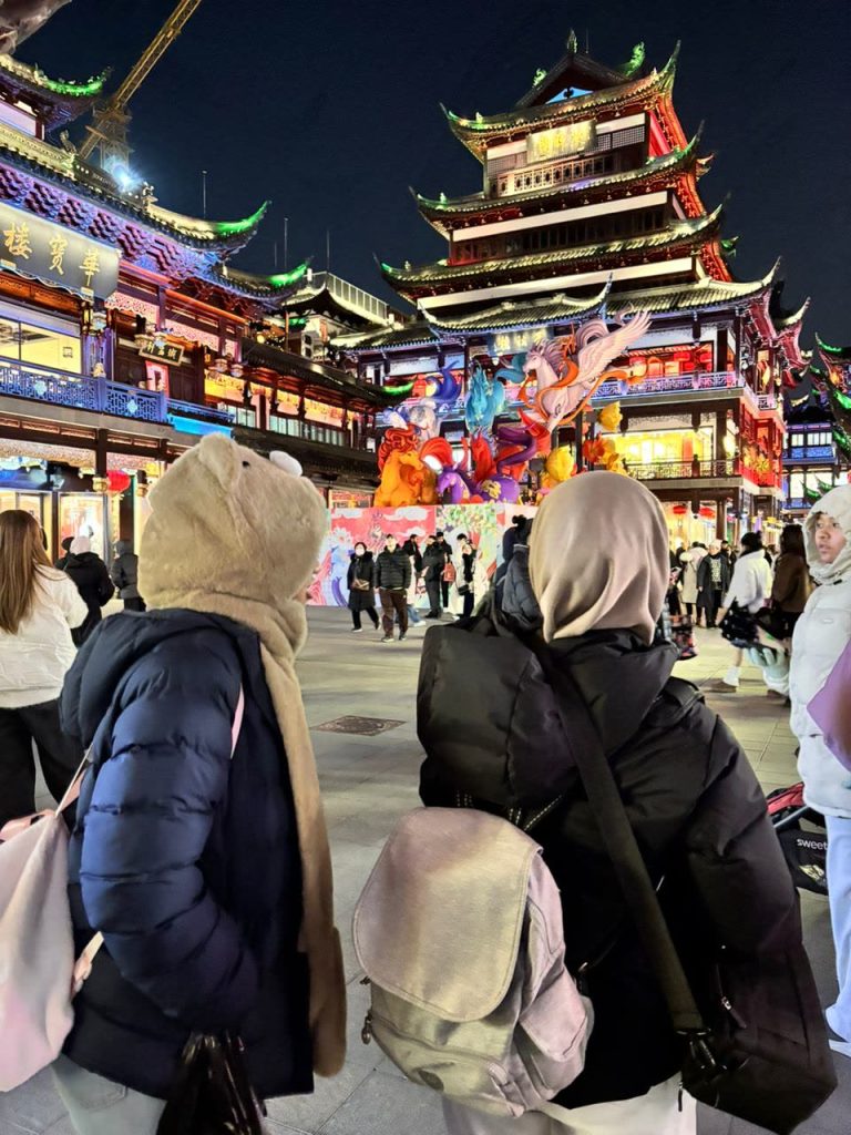 Jom Jelajah Benua customers in Shanghai