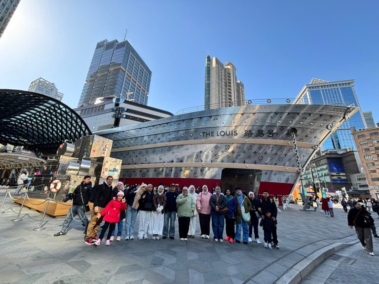 Jom Jelajah Benua customers in Shanghai