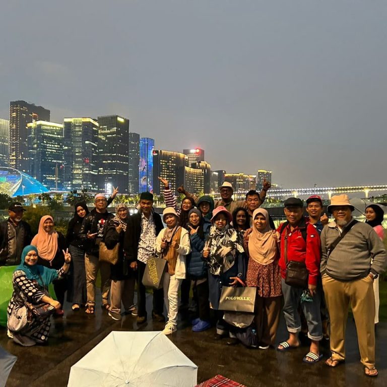 Jom Jelajah Benua customers in Shanghai