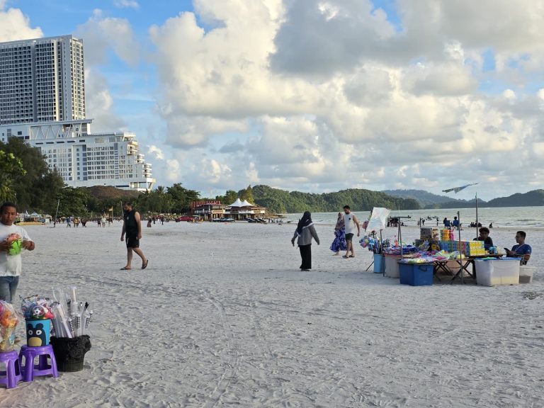 Jom Jelajah Benua customers in Langkawi