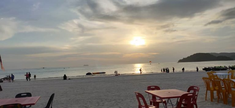 Jom Jelajah Benua customers in Langkawi