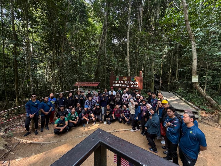 Jom Jelajah Benua customers in Taman Negara