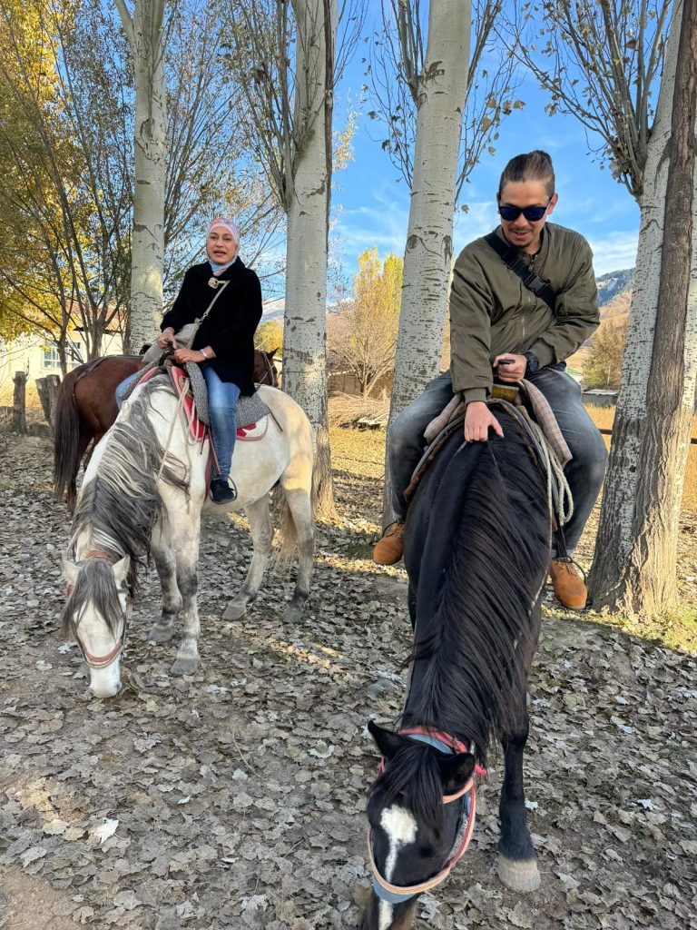 Jom Jelajah Benua customers in Kazakhstan – Kyrgyzstan
