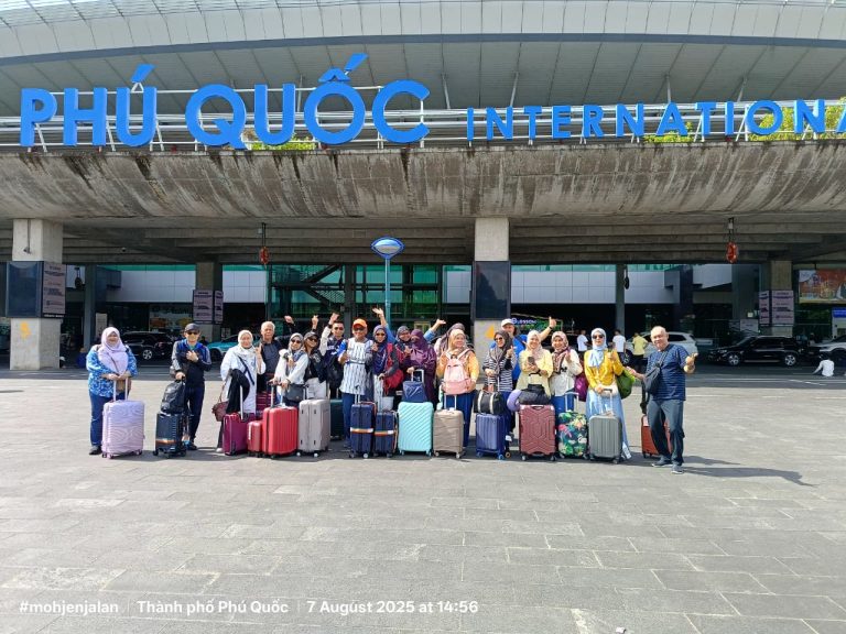 Jom Jelajah Benua customers in Phu Quoc