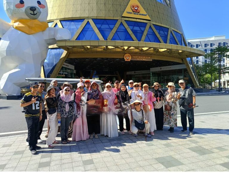 Jom Jelajah Benua customers in Phu Quoc